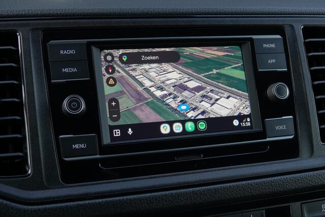 Volkswagen CRAFTER L3H2 2.0Tdi 140Pk Aut. | 2x Schuifdeur | Achteruitrijcamera | Trekhaak | 19'' | Reflex zilver