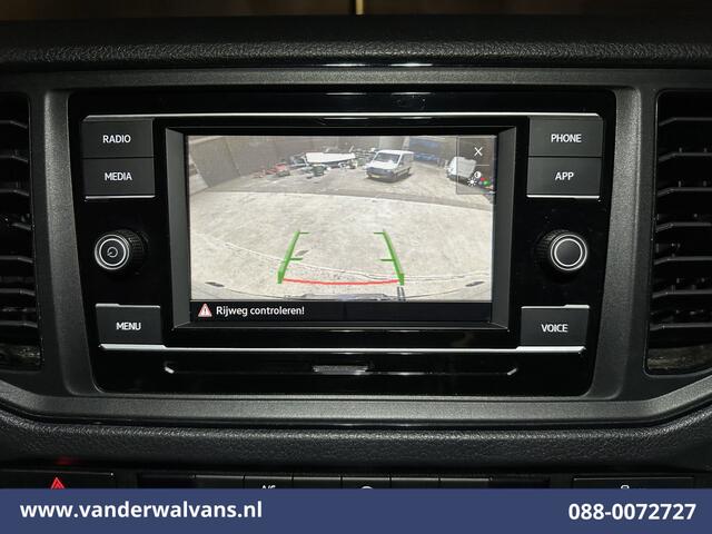 Volkswagen CRAFTER 2.0 TDI 141pk L3H3 L2H2 Euro6 Airco | Camera | Apple Carplay | Andoid Auto 270 Graden Achterdeuren, Bijrijdersbank, 3000kg trekvermogen