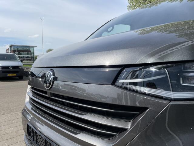 Volkswagen E-Transporter 32 L2H1 Style 64 kWh | 286 PK | Trekhaak | App Connect | Camera