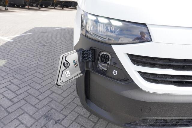 Volkswagen E-Transporter e-Transporter 136 pk e-Transporter Life 136 pk, Achterdeuren zonder ruit, Trekhaak, Climatronic, Bijrijdersbank