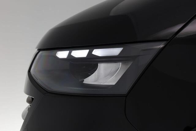 Volkswagen E-Transporter Bedrijfswagens Life Intro 160 kW 218 pk L2 3500 mm | LED | Camera | Trekhaak