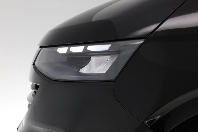 Volkswagen E-Transporter Bedrijfswagens Life Intro 160 kW / 218 pk L2 3500 mm | Warmtepomp | Achteruitrijcamera | Trekhaak | LED | Bijrijdersbank