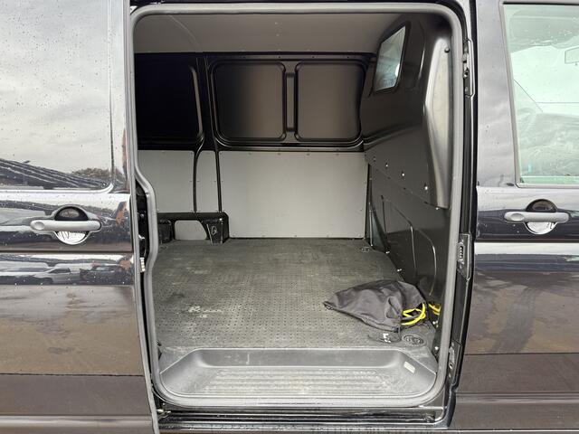 Volkswagen E-Transporter 113PK 138KM WLTP 37,3kWh 100% Elektrisch ABT E-transporter 3 Stoelen Airco Parkeersensoren voor achter