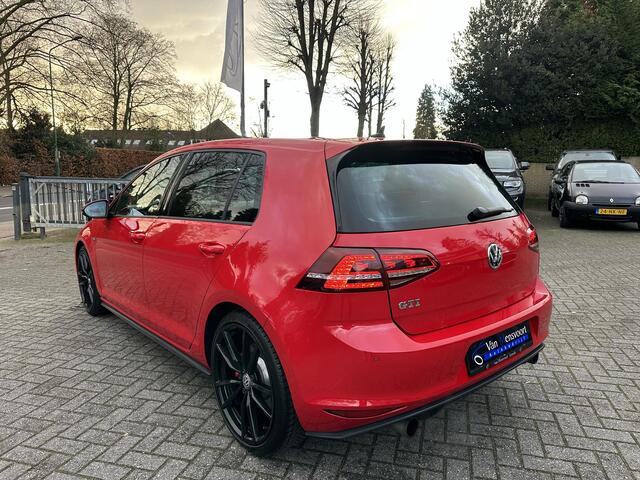 Volkswagen GOLF 2.0 GTI 220PK DSG 2eEig|NaviXenon|19inch|Climate
