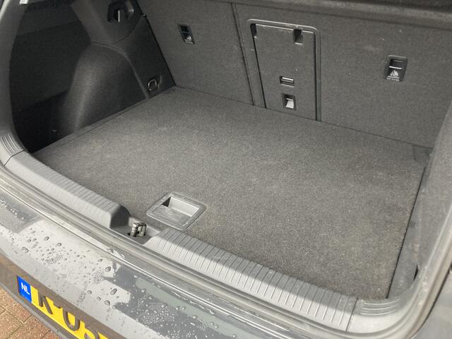 Volkswagen GOLF 1.0 eTSi DSG Life 5-drs, KEYLESS/CAMERA/WINTERPACK/17INCH