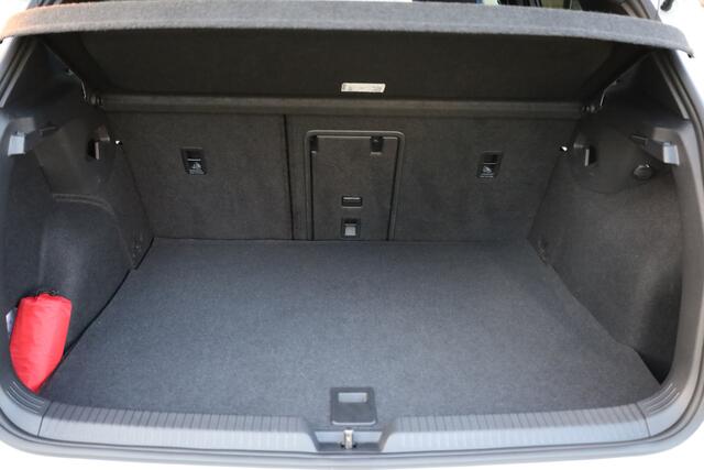 Volkswagen GOLF GTE eHybrid 5drs 1.4 TSI 150kw/204pk DSG6