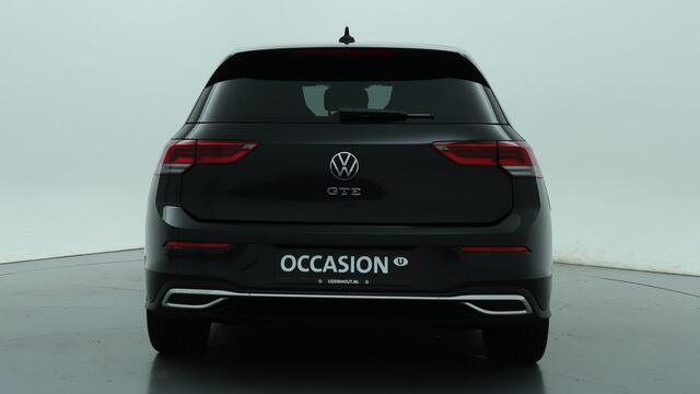 Volkswagen GOLF GTE 1.4 TSI eHybrid 245pk DSG PHEV /Demonstratieauto /Panoramadak /Head Up /Navi /LED