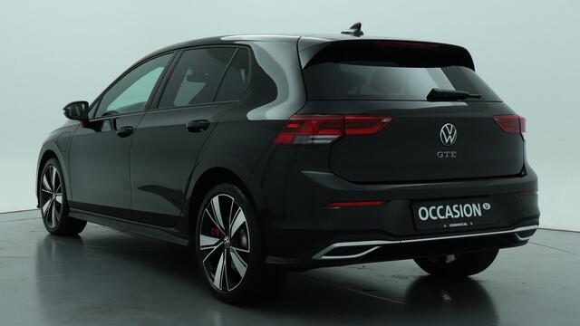 Volkswagen GOLF GTE 1.4 TSI eHybrid 245pk DSG PHEV /Demonstratieauto /Panoramadak /Head Up /Navi /LED