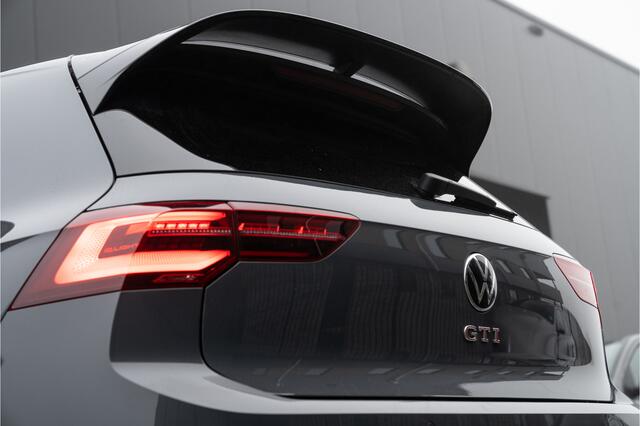 Volkswagen GOLF GTI Clubsport | 300PK | Pano | Keyless | IQ Light | Nardo | Camera | Lane & Side Assis | ACC | DCC | Sound