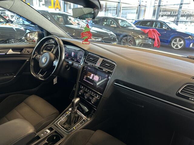 Volkswagen GOLF 2.0 TSI 4Motion R | Panoramadak | Keyless | Digital dashboard | Adaptieve cruise control | Climate control | Apple carplay | Achteruitrijcamera | Adaptief onderstel | Dodehoeksdetectie | Lane assist | Elek. inklapbare spiegels | Stoelverwarming