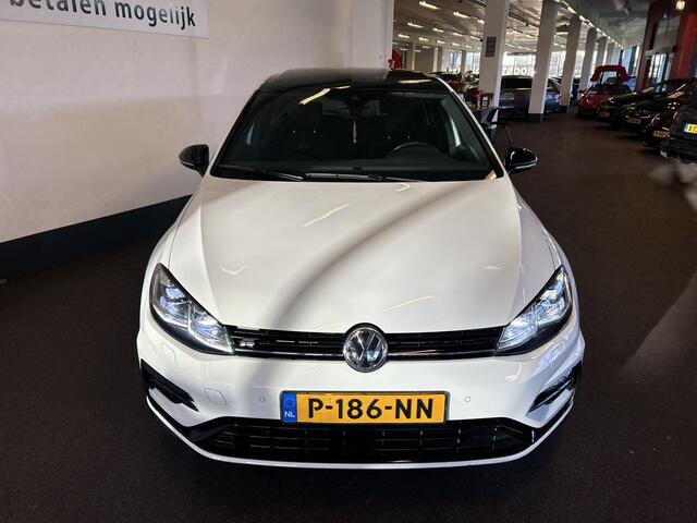 Volkswagen GOLF 2.0 TSI 4Motion R | Panoramadak | Keyless | Digital dashboard | Adaptieve cruise control | Climate control | Apple carplay | Achteruitrijcamera | Adaptief onderstel | Dodehoeksdetectie | Lane assist | Elek. inklapbare spiegels | Stoelverwarming