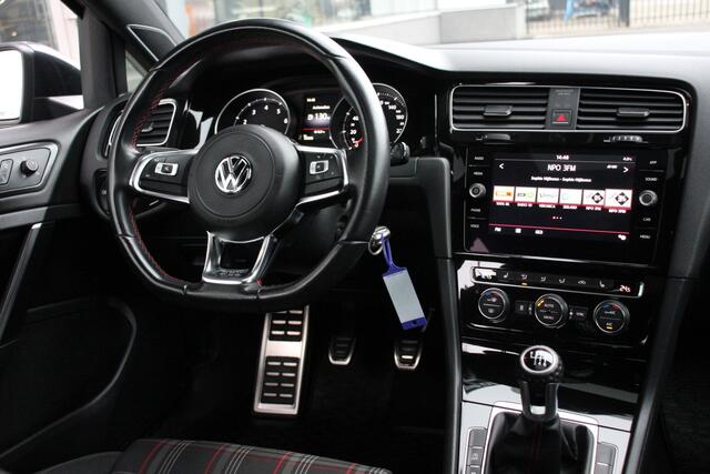 Volkswagen GOLF 2.0 TSI GTI | Pano. | Dynaudio