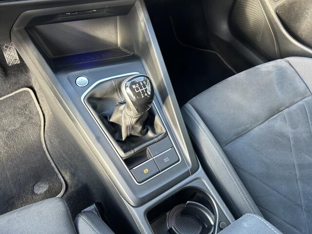 Volkswagen GOLF 1.5 TSI Style R-Line Camera*Clima Topstaat! ?