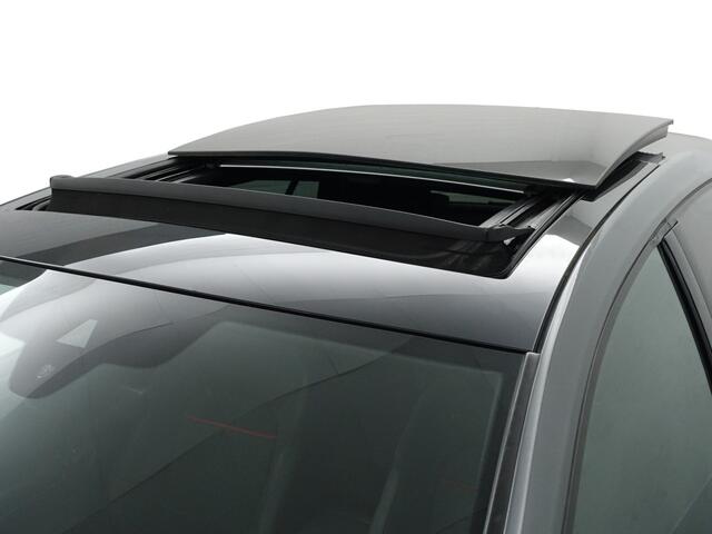 Volkswagen GOLF 7.5 2.0 TSI GTI Performance Aut- Panoramadak, Virtual Cockpit, Clubsport Interieur, Dynamic Select, Carplay