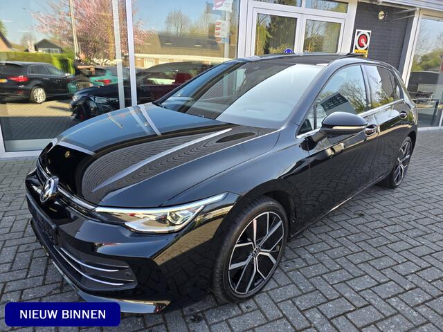 Volkswagen GOLF 1.5 eTSI Edition 50 / Panoramadak / HUD / ACC / Matrix LED