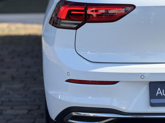 Volkswagen GOLF 1.4 eHybrid Style Trekhaak | elk. stoelen | Camera | dodehoek