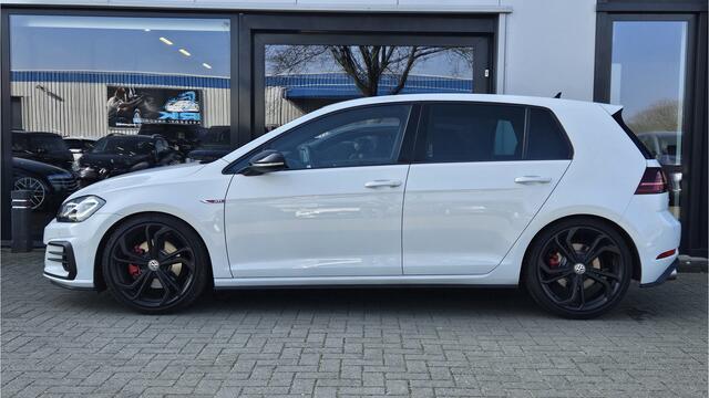 Volkswagen GOLF 2.0 TSI GTI + 19inch + KEYLESS + LED + NAVI + CRUISE