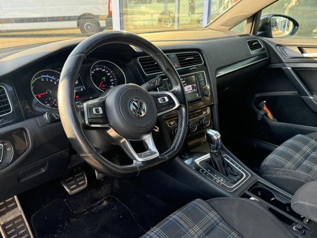 Volkswagen GOLF 1.4 TSI GTE Con. Ser
