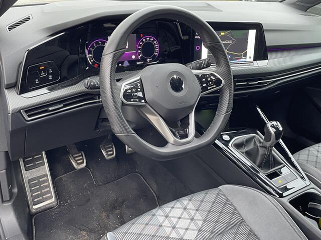 Volkswagen GOLF Variant 1.5 TSI 130pk R-Line / Navigatie / Camera / Keyless