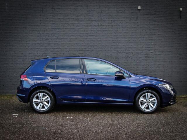 Volkswagen GOLF 1.5 eTSI Life Business navigatie/Apple Carplay en Android Auto
