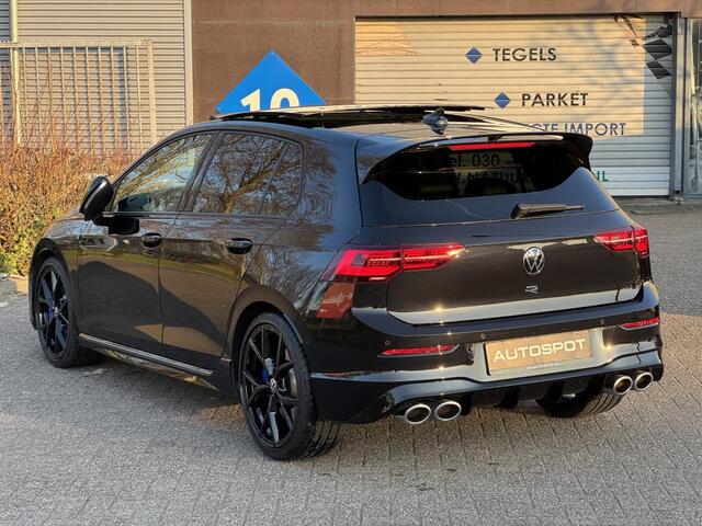 Volkswagen GOLF Pano HUD Drift