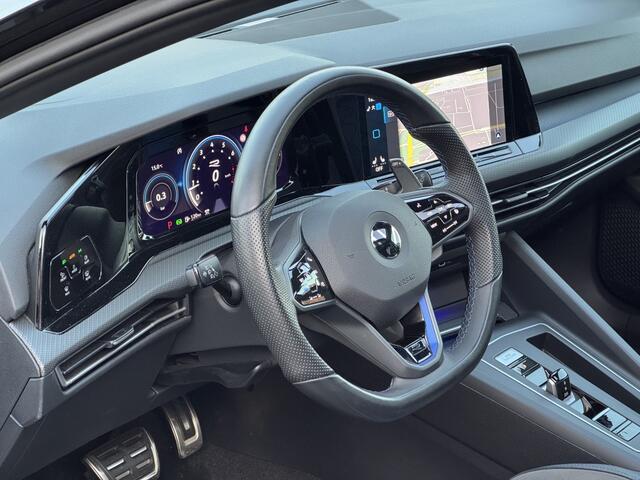 Volkswagen GOLF Pano HUD Drift