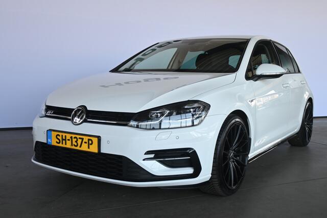 Volkswagen GOLF 7.5 1.5 TSI Highline R-Line Clima Carplay 19'Inch Virtual Cockpit LED Rijklaarprijs Inruil Mogelijk!