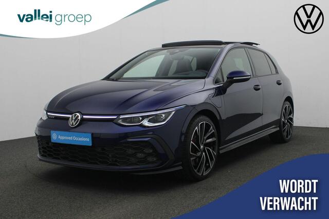 Volkswagen GOLF 1.4 eHybrid 245 pk DSG GTE | Panoramadak | IQ Light | Head-up display | Achteruitrijcamera | Stuur-/stoelverwarming