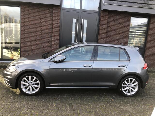 Volkswagen GOLF 1.5 TSI Highline 130PK LED | NAV | ADAPTIVE CRUISE CONTROL | TEL | APP CONNECT | PDC V+A