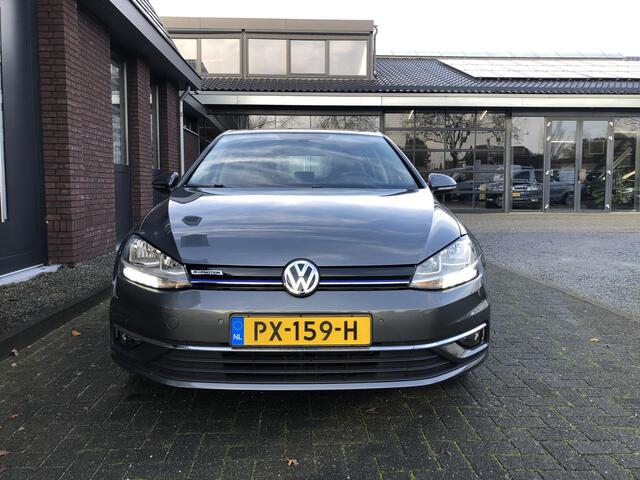 Volkswagen GOLF 1.5 TSI Highline 130PK LED | NAV | ADAPTIVE CRUISE CONTROL | TEL | APP CONNECT | PDC V+A
