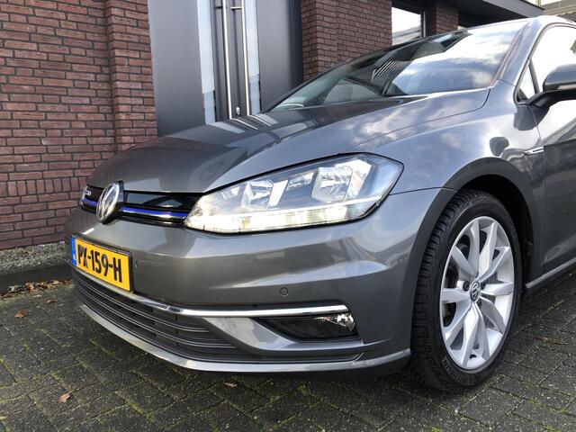 Volkswagen GOLF 1.5 TSI Highline 130PK LED | NAV | ADAPTIVE CRUISE CONTROL | TEL | APP CONNECT | PDC V+A