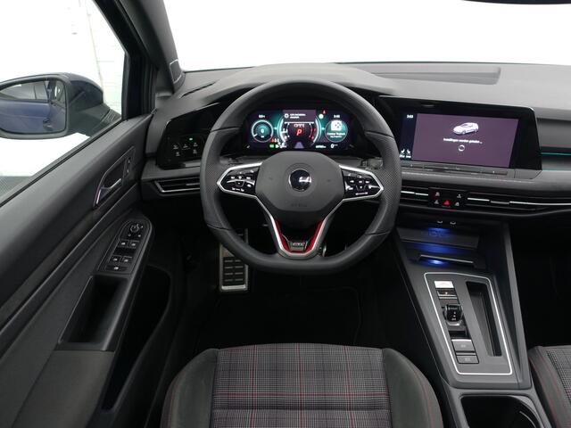 Volkswagen GOLF 2.0 TSI GTI Aut- Panoramadak, Harman Kardon, Sfeerverlichting, Stuur/Stoelverwarming, Park Pilot