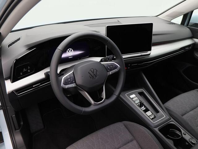Volkswagen GOLF Life Edition 1.5 eHybrid 150 kW / 204 pk | 18" Velgen | Camera | Cruise Control Adaptief | Keyless | Digitale Cockpit |