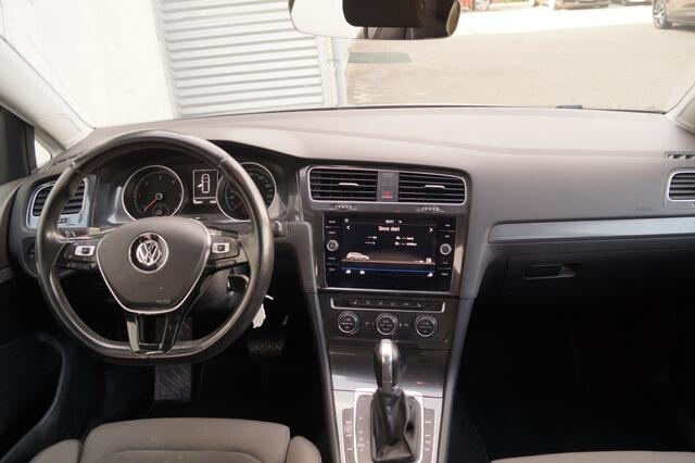 Volkswagen GOLF Variant 1.6 TDI DSG Highline Business R-Line