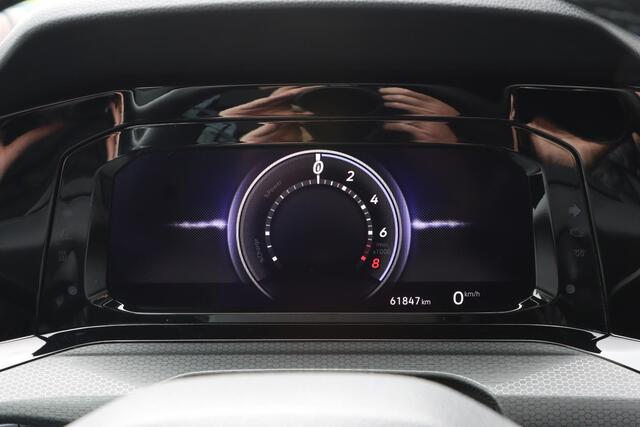 Volkswagen GOLF 1.4 eHybrid GTE | Panoramadak | Trekhaak | Adaptieve cruise | HUD | Rijklaarprijs - incl.garantie