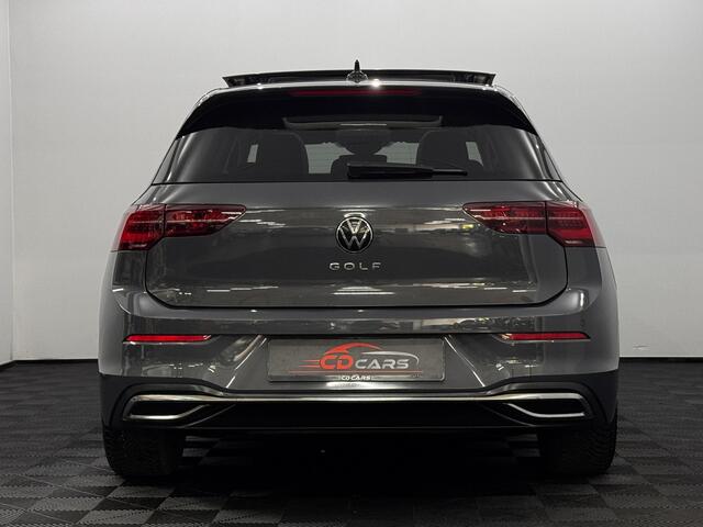 Volkswagen GOLF 2.0 TDI Active Business Pano, Camera, Navi, Sfeerverlichting, Head-up display, Virtual desk, Cruise control adaptief