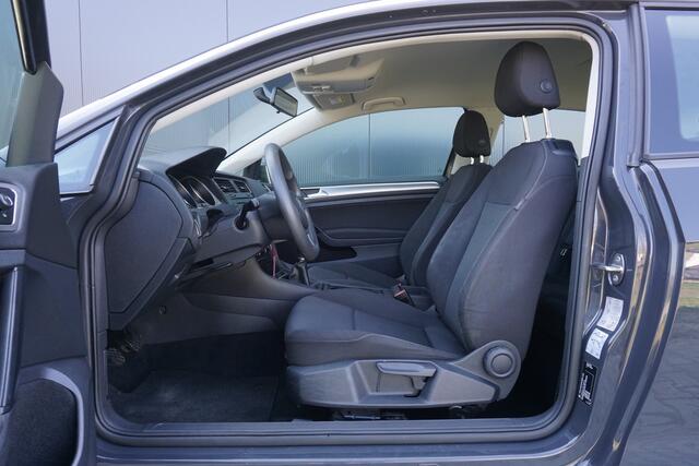 Volkswagen GOLF 1.0 TSI Trendline | Airco | 16'' LM | Radio |