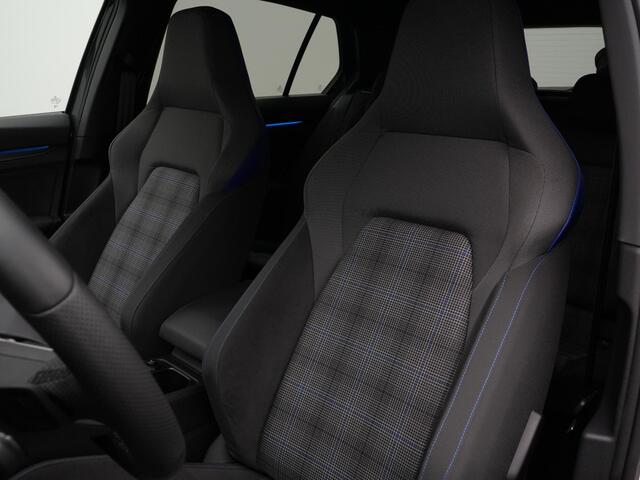 Volkswagen GOLF GTE 1.5 eHybrid 272 pk DSG | Adaptief onderstel | IQ Light | Rondomzicht camera | Head-up display | Stuur-/stoelverwarming