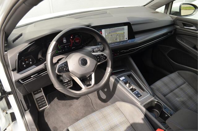 Volkswagen GOLF 1.4 GTE E-HYBRID | PLUG IN HYBRID | ADAPTIEF CRUISE | CAMERA | WINTERPAKKET | ALL IN RIJKLAARPRIJS