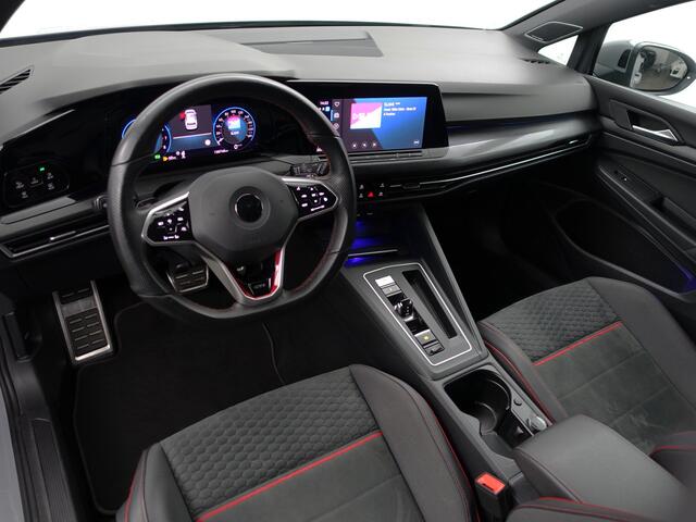 Volkswagen GOLF 2.0 TSI GTI Clubsport Aut- Panoramadak, Harman Kardon, Sfeerverlichting, Stuur/Stoelverwarming, Xenon Led Matrix