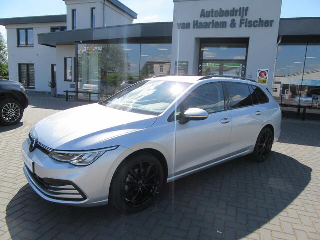 Volkswagen GOLF Variant 1.0 eTSI DSG Life, Navigatie, Camera, Standverwarming