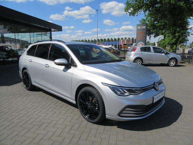 Volkswagen GOLF Variant 1.0 eTSI DSG Life, Navigatie, Camera, Standverwarming