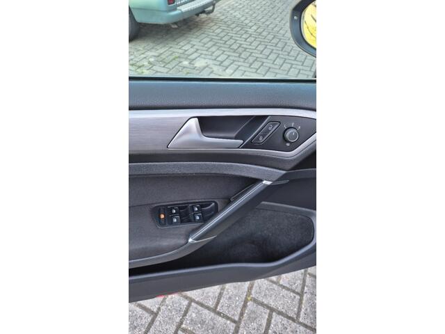 Volkswagen GOLF TSI Comfordline DSG Navi PDC Stuurbediening Cruise NAP