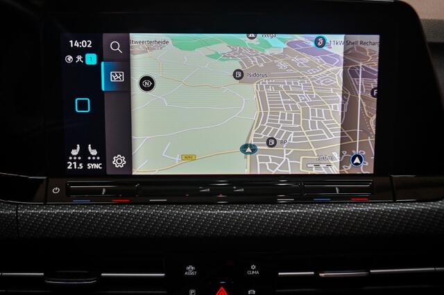 Volkswagen GOLF 1.5 eTSI R-Line ACC|HarmanKardon|Matrix|Pano