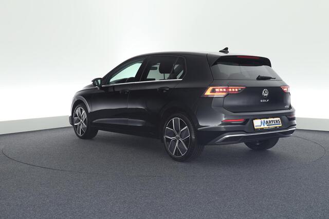 Volkswagen GOLF 8.5 1.5 eTSI 150pk DSG Style Camera Stoelverwarming Massage Keyless Navigatie
