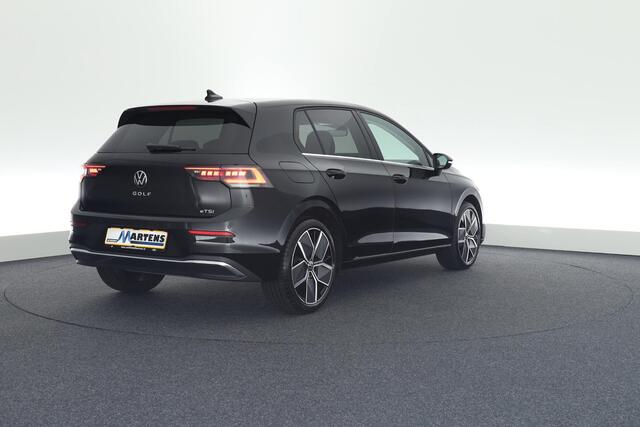 Volkswagen GOLF 8.5 1.5 eTSI 150pk DSG Style Camera Stoelverwarming Massage Keyless Navigatie