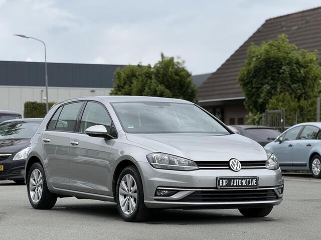 Volkswagen GOLF 1.0 TSI Comfortline CRUISE ADAPTIEF/PDC V+A/NAVI/BLUETOOTH/BTW AUTO!