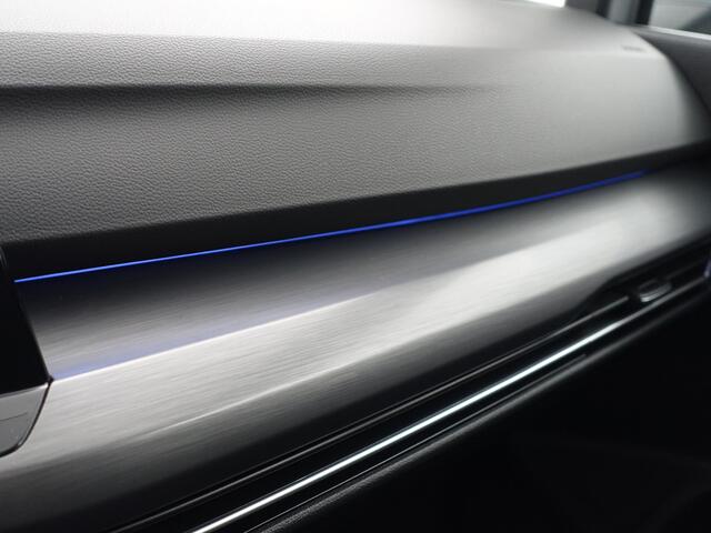 Volkswagen GOLF 1.5 eTSI R Line Aut- NAP 10dkm, Panoramadak, Sfeerverlichting, Camera, Ergo Active, Stoelmassage