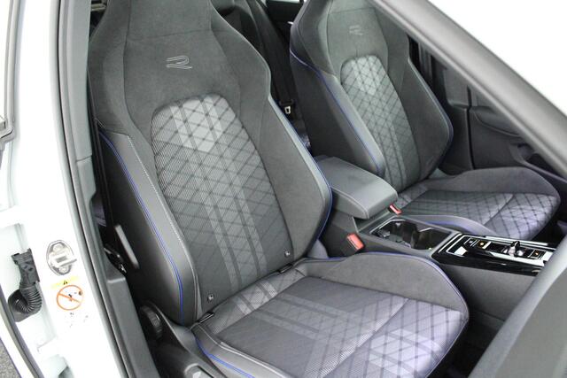 Volkswagen GOLF 8.5 1.5 eTSI 116pk DSG R-Line Edition Camera Keyless Matrix Led Virtual Cockpit Navigatie