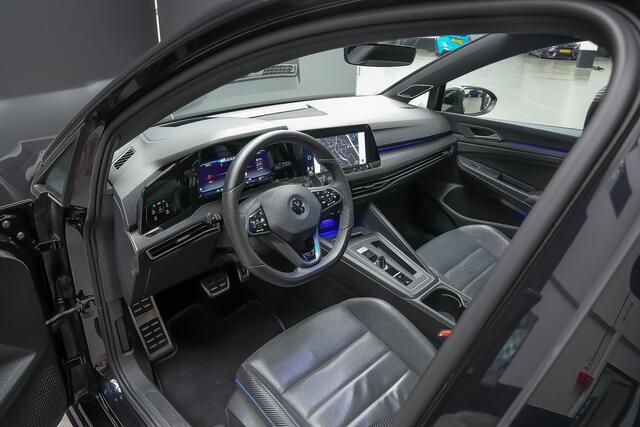 Volkswagen GOLF 2.0 TSI R 4Motion |full options|Akrapovic|performance|HarmanKardon|panoramadak|vol leder|memory|blind spot|